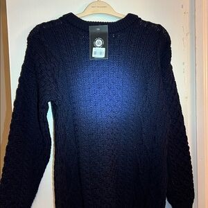 Women’s Cable Crewneck Sweater in Dark Navy - Lightweight Knit